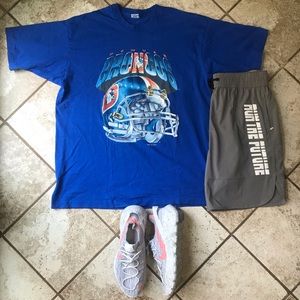 Vintage Denver Broncos t-shirt